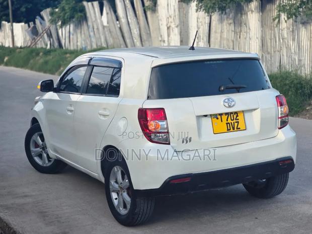 Toyota IST 2008 White