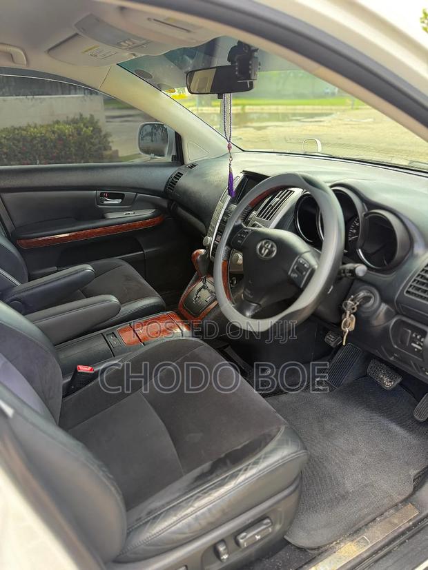 Toyota Harrier 2009 White