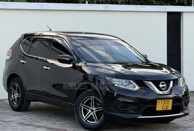 Nissan X-Trail 2014 Black