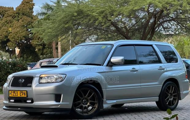 Subaru Forester 2005 Silver