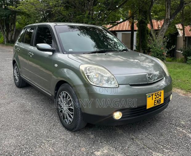 Mazda Verisa 2008 Green
