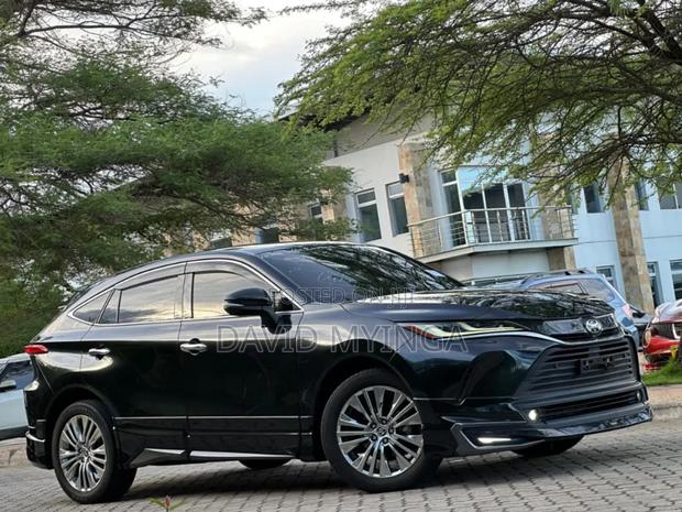 Toyota Harrier 2021 Black
