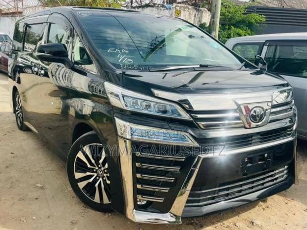 Toyota Vellfire 2020 Matt Black