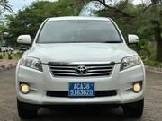 Toyota Vanguard 2010 White for sale