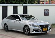 Toyota Crown 2018 Silver for sale
