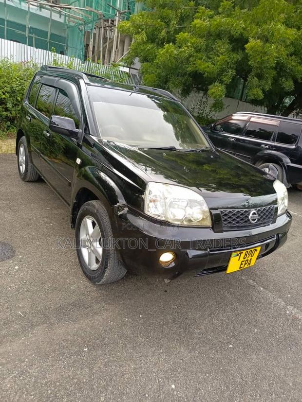 Nissan X-Trail 2005 Black