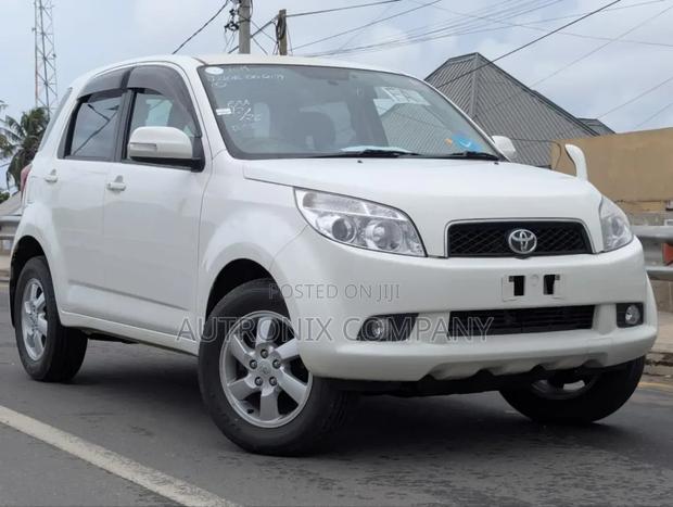 Toyota Rush 1.5 AWD 2006 White
