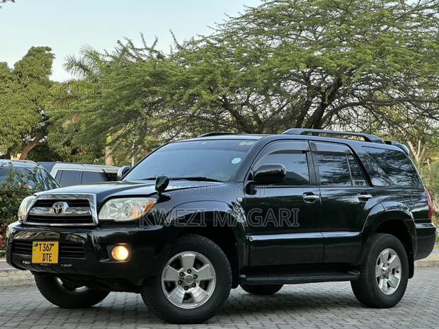 Toyota Hilux Surf 2007 Black