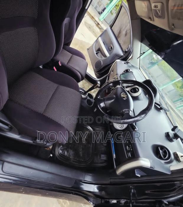 Toyota IST 2005 Black