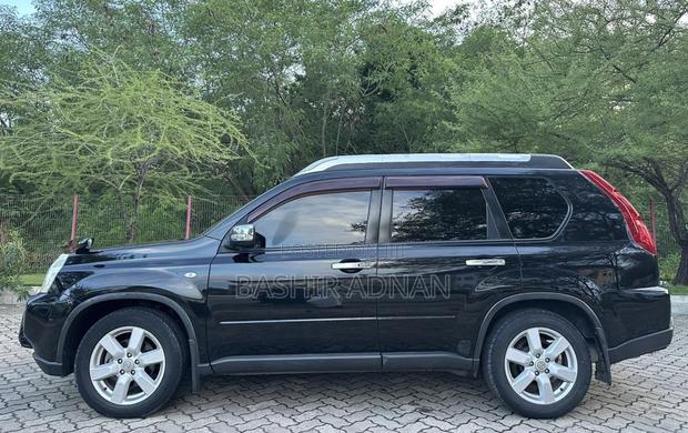 Nissan X-Trail 2.0 Petrol XE 2009 Black