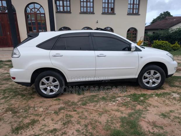 Toyota Harrier 2008 White