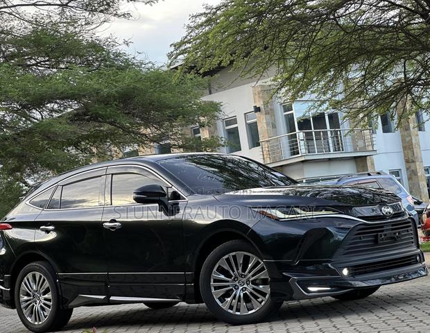Toyota Harrier 2021 Black
