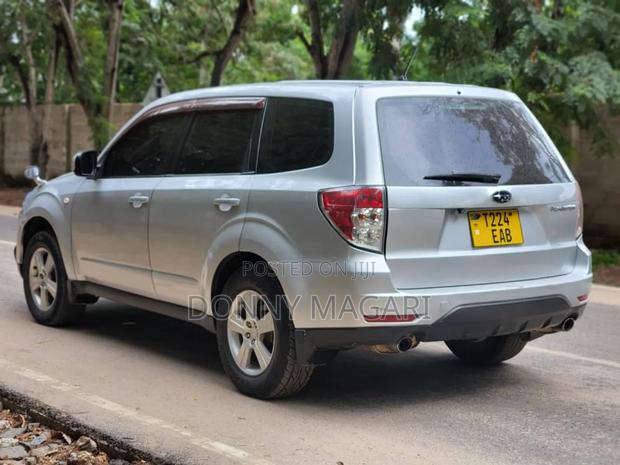 Subaru Forester 2009 Silver