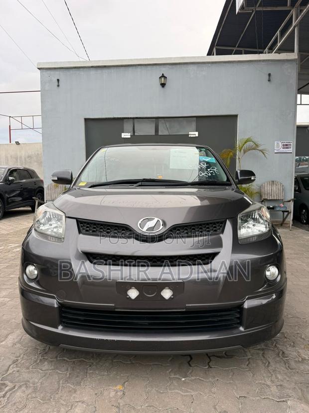 Toyota IST 2009 Gray