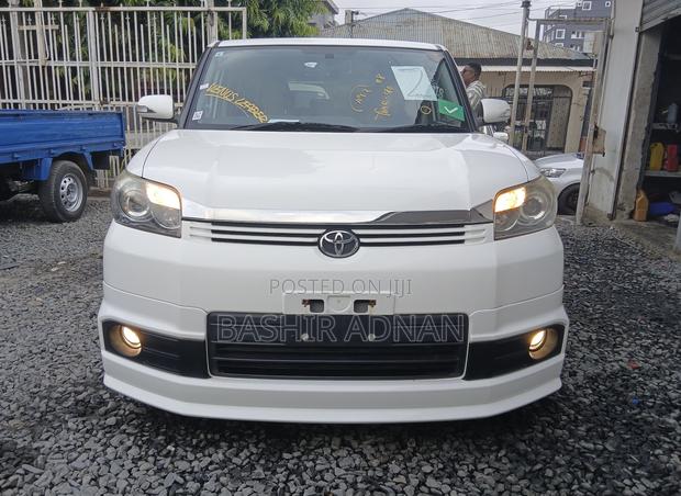 Toyota Corolla Rumion Hatchback 1.8 FWD 2008 White