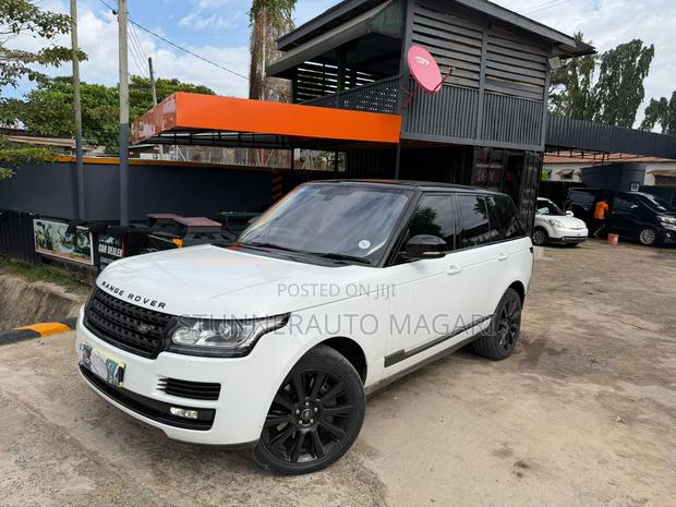 Land Rover Range Rover Vogue 2015 White