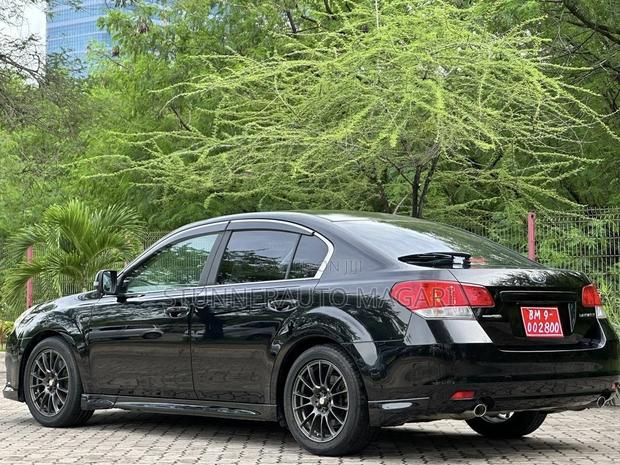 Subaru Legacy 2012 Black