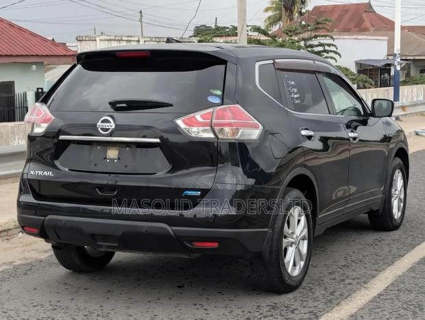 Nissan X-Trail 2.0 Petrol AWD 2014 Black