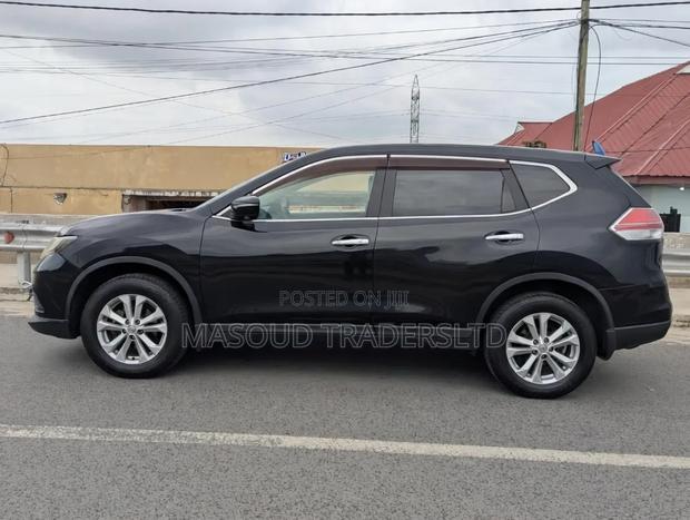 Nissan X-Trail 2.0 Petrol AWD 2014 Black