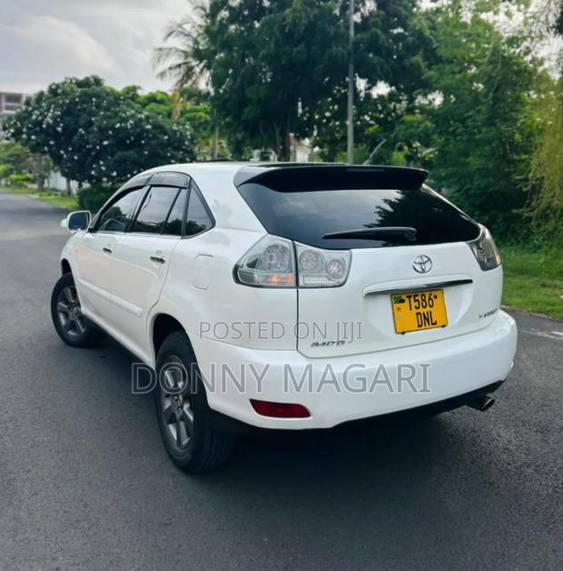 Toyota Harrier 2008 White