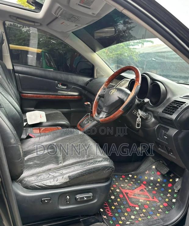 Toyota Harrier 2.4 2006 Black