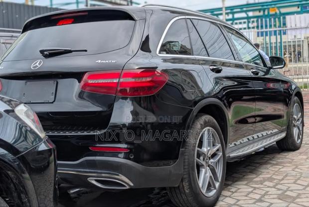 Mercedes-Benz GLC-Class 2017 Black