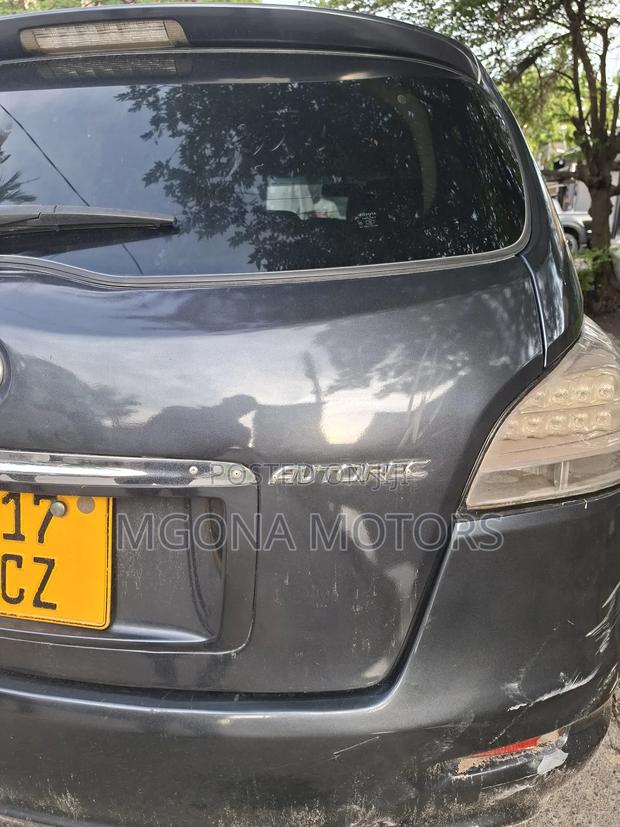 Toyota Mark X Zio 2.4 AWD (6 seater) 2008 Gray