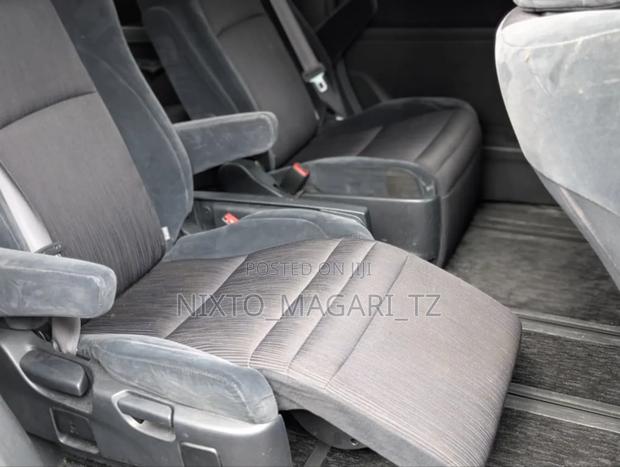 Toyota Vellfire 2009 Black
