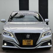 Toyota Crown 2018 Silver for sale
