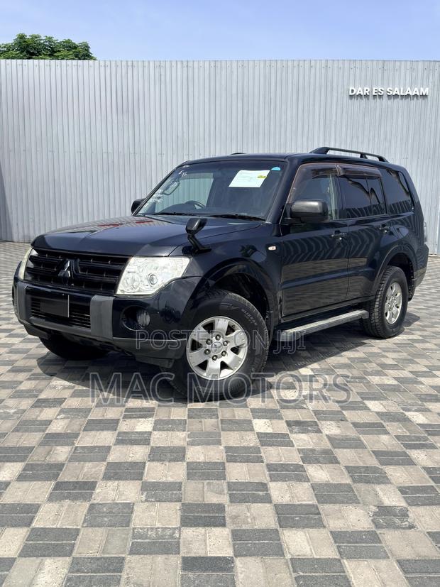 Mitsubishi Pajero 2008 Black