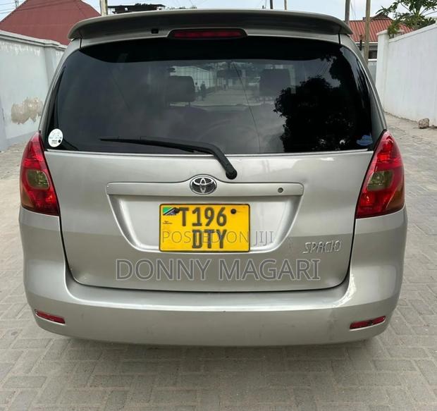 Toyota Corolla Spacio 1.5 X 2005 Silver
