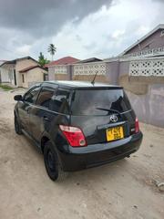 Toyota IST 2006 Black for sale