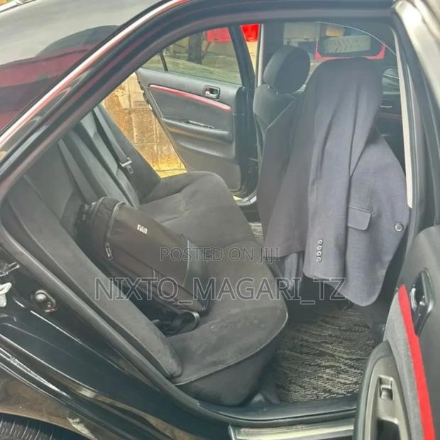 Toyota Mark II 2003 Black