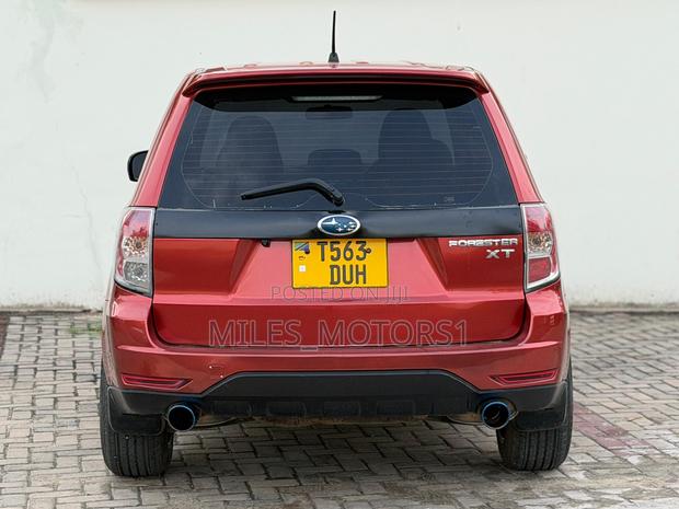 Subaru Forester 2010 Orange