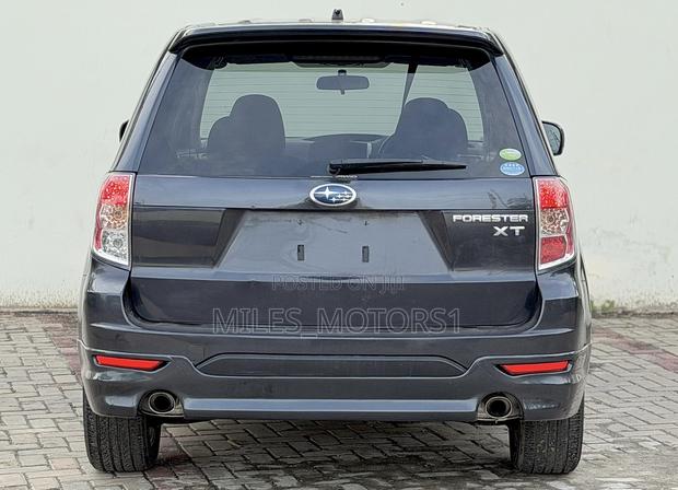 Subaru Forester 2010 Black