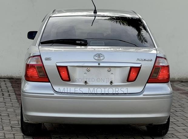 Toyota Premio 2005 Silver