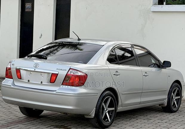 Toyota Premio 2005 Silver