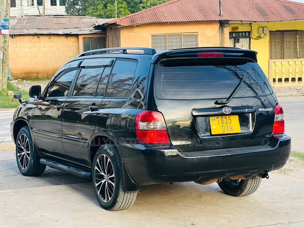 Toyota Kluger 2006 Black