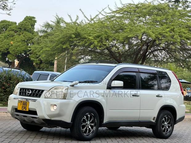 Nissan X-Trail 2009 White