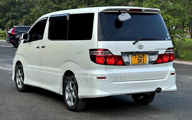 Toyota Alphard 2007 White