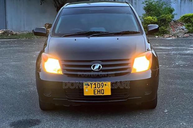 Toyota IST 2006 Black