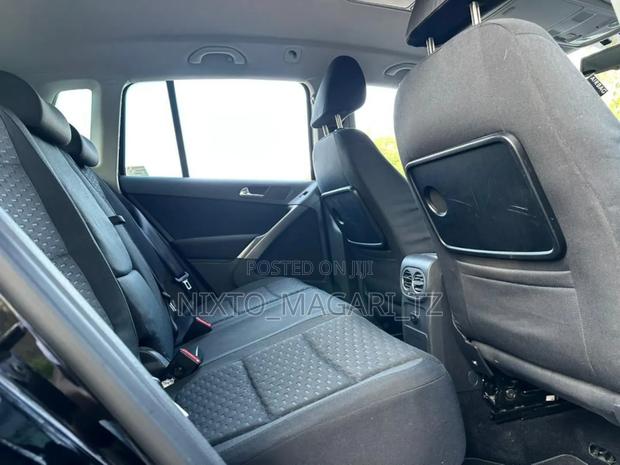 Volkswagen Tiguan 2009 Black
