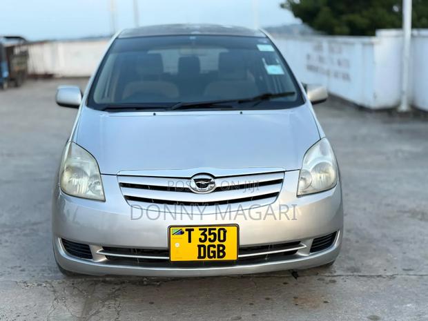 Toyota Corolla Spacio 2007 Silver