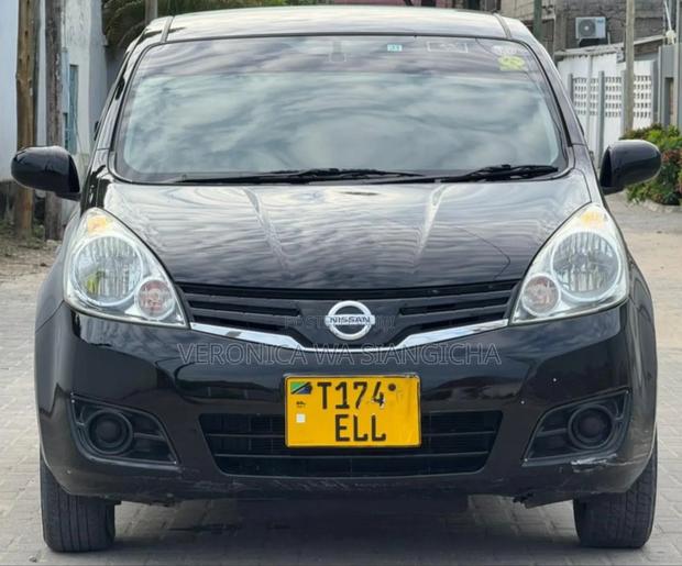 Nissan Note 2011 Black