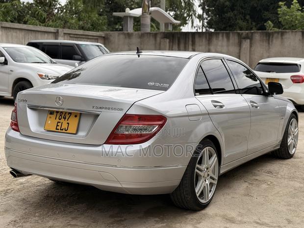 Mercedes-Benz C-Class C 200 CDI (W204) 2008 Silver