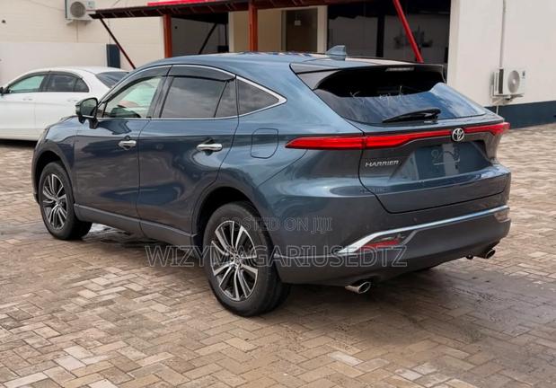 Toyota Harrier 2020 Gray