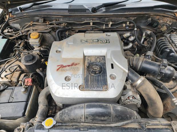 Nissan Terrano 2000 Gray