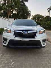 Subaru Forester Premium AWD 2020 White for sale