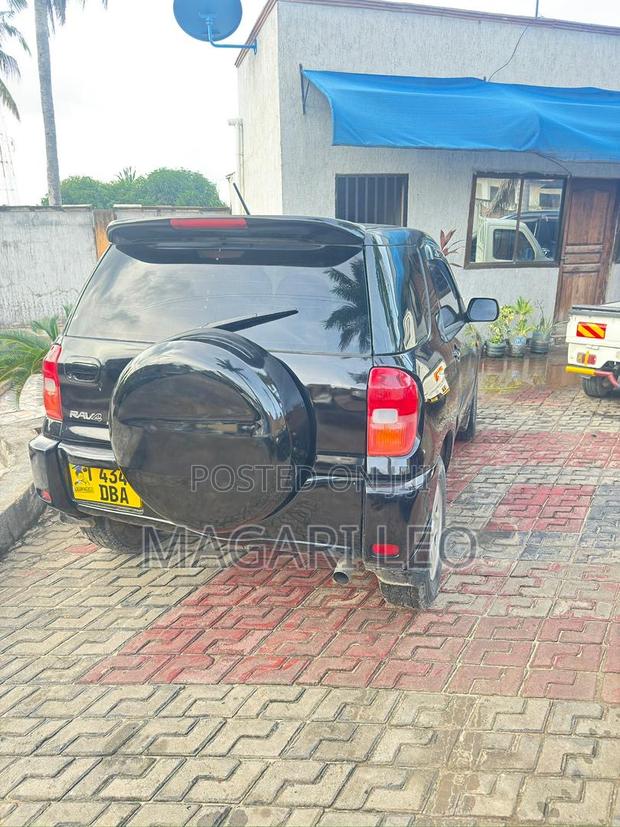 Toyota RAV4 2005 Black
