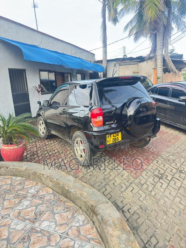 Toyota RAV4 2005 Black